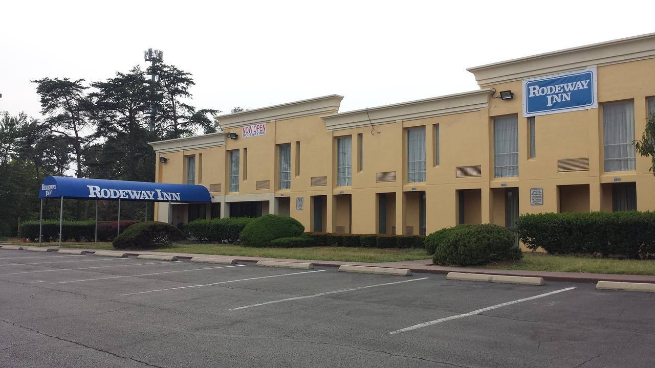 Rodeway Inn Joint Base Andrews Area Camp Springs Exterior photo